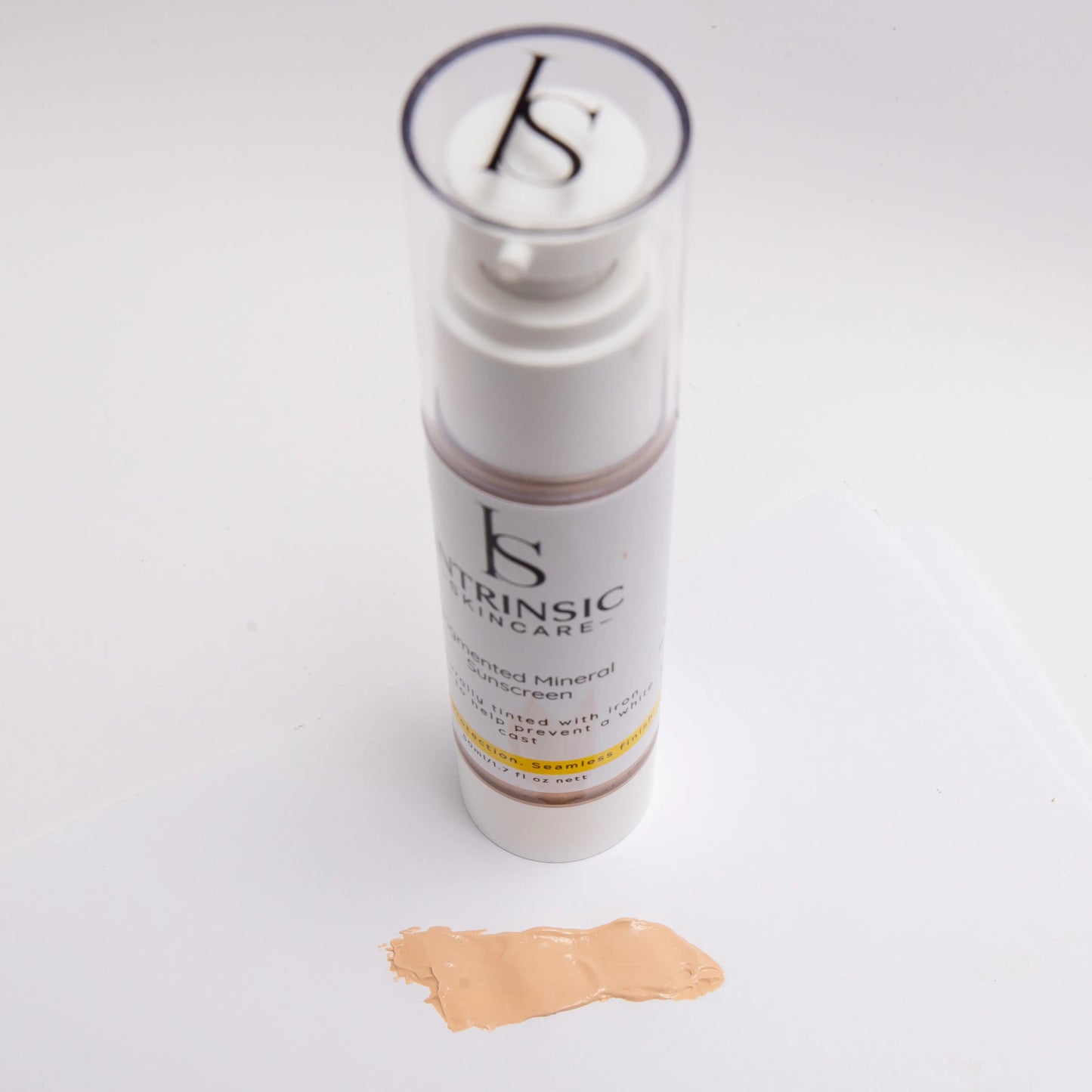 Lightweight Tinted Mineral Sunscreen